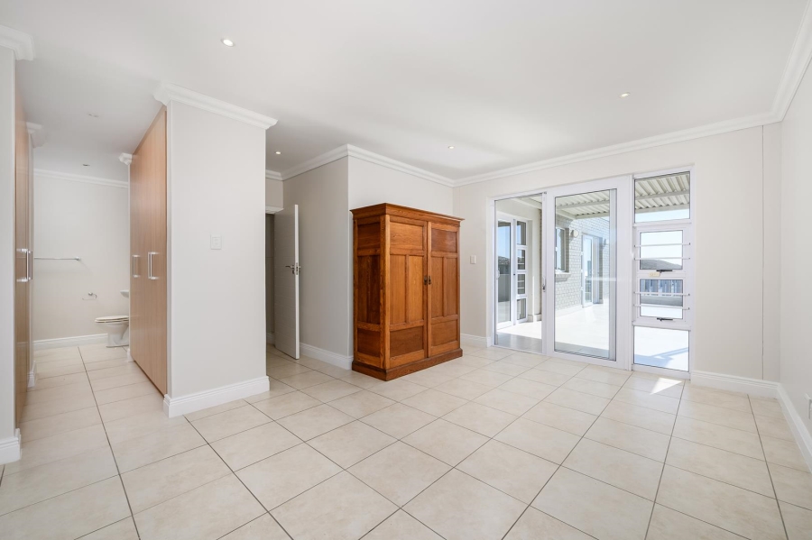 2 Bedroom Property for Sale in Humewood Eastern Cape